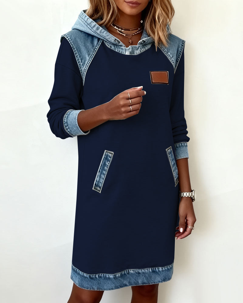 Robe À Capuche Avec Empiècements Contrastés