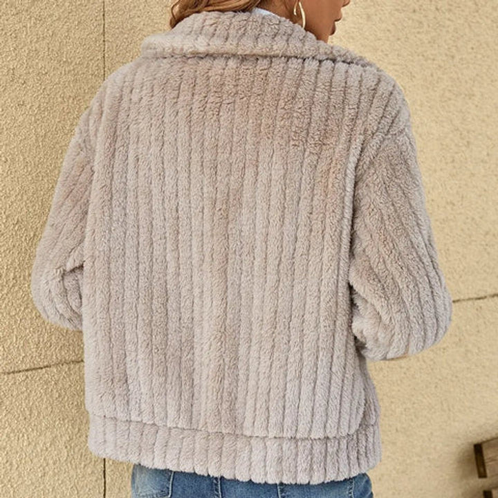 Ruby | Cozy Zip-Up Jacket